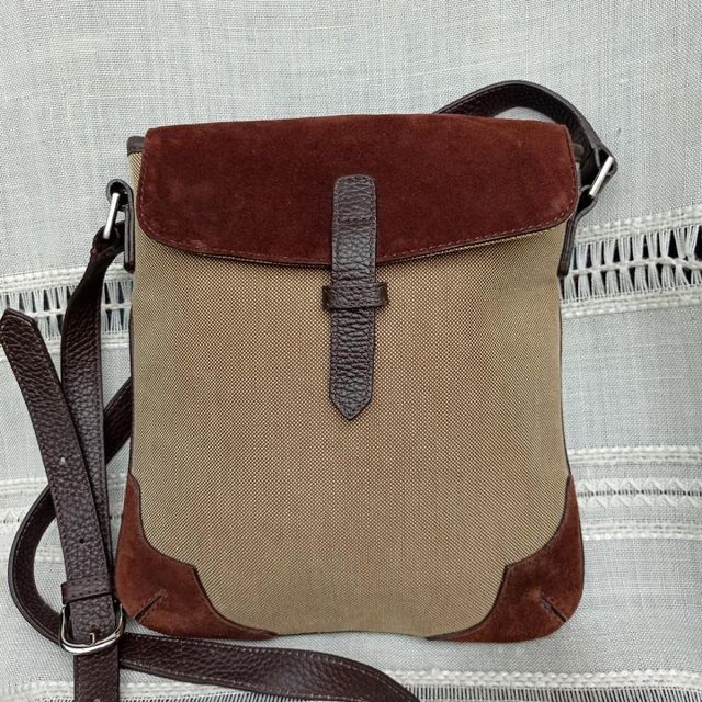 Chi Chi Fan Brown Shoulder Bag