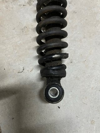 Suspension/amortiguador trasero derbi atlantis49cc