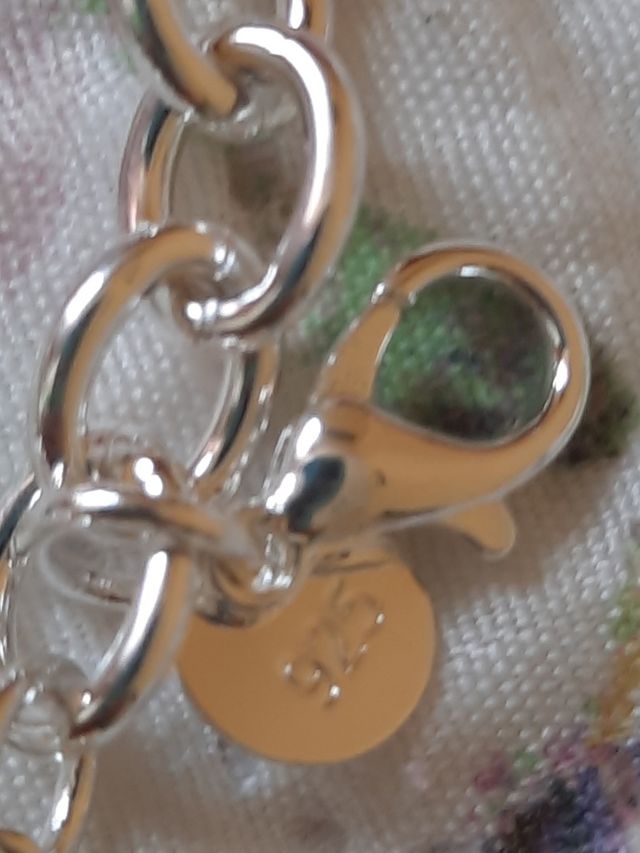 Bonita Pulsera con Corazon de Plata Nueva