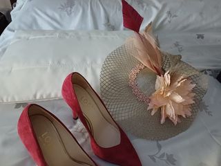 Zapatos fiesta LODI color rubí. Con ellos regalo e