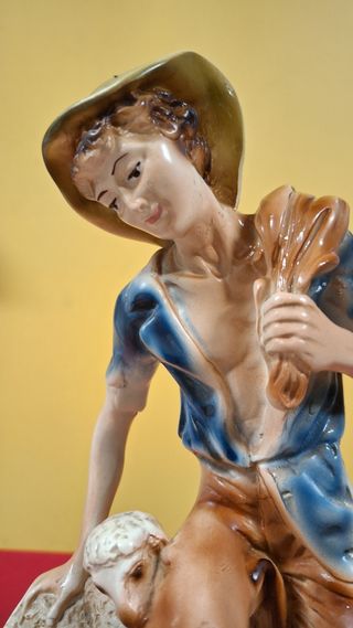 Figura porcelana