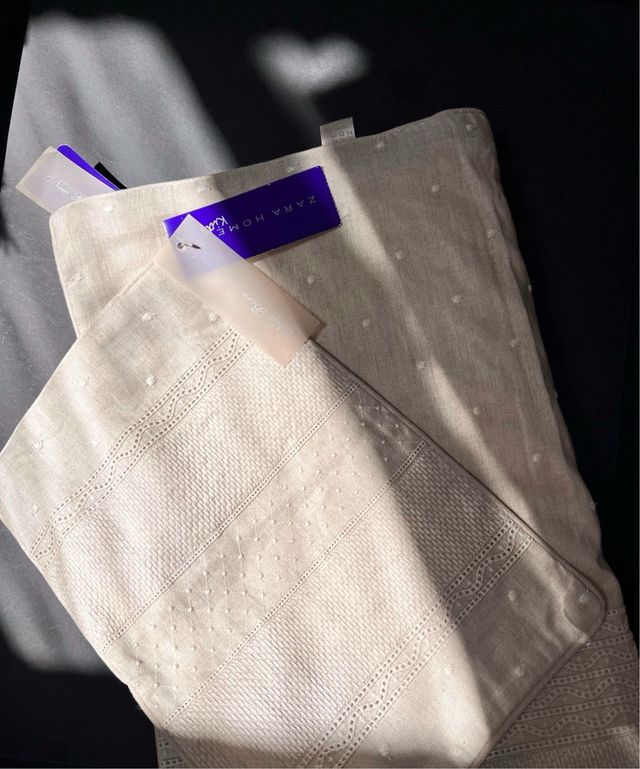 Manta decorada y cojin de lino Zara Home New born