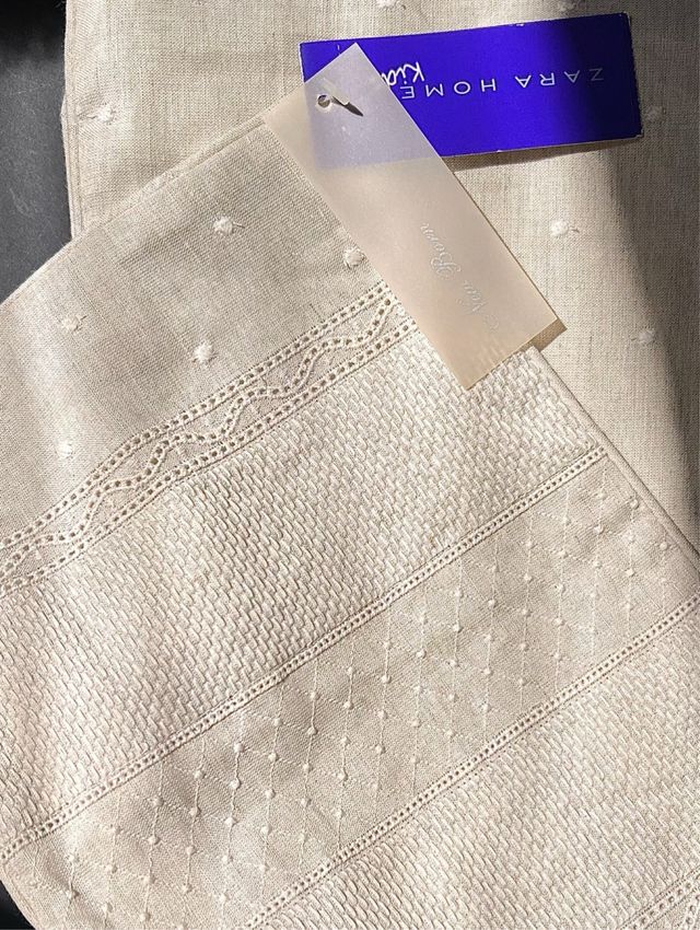 Manta decorada y cojin de lino Zara Home New born