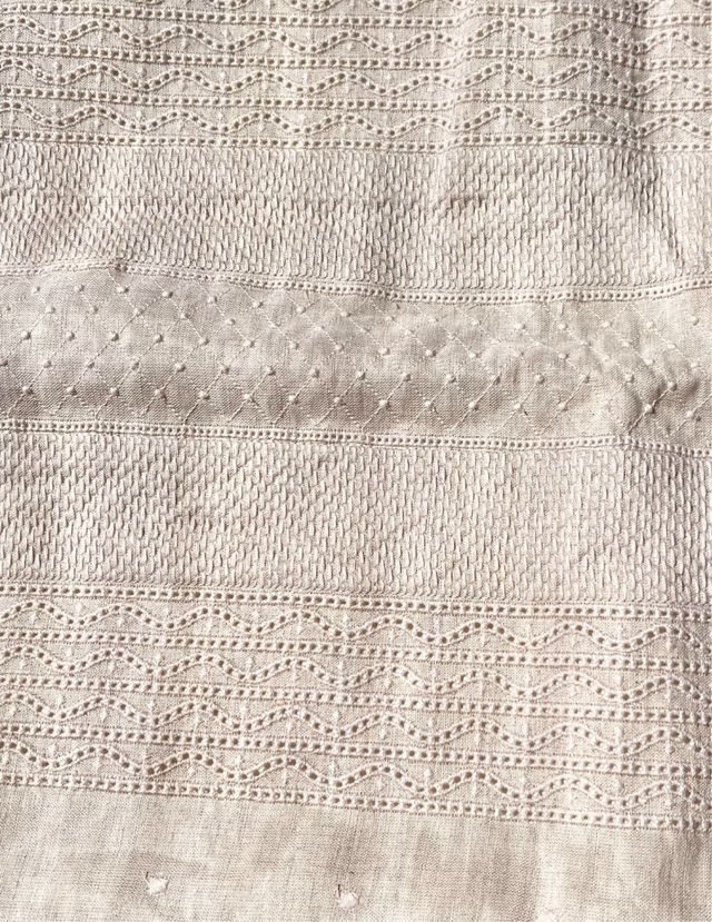 Manta decorada y cojin de lino Zara Home New born