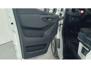 Mercedes-Benz Sprinter Furgon 211 CDI CORTO 3.0T 84 kW (114 CV)