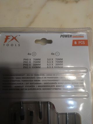 Cacciaviti 8 pezzi Calamitati