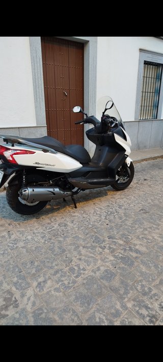 Kymco super dink 125i NUEVA