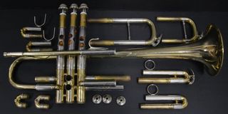 Trompeta Do y Sib Bach Stradivarius 239 CML Corp