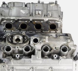 BMW F10 M5 F12 M6 Nackter Motor S63B44B Benzin S63