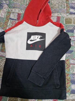 Felpa Nike tg 12/13 anni