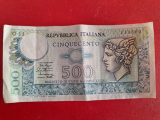 BILLETES ITALIANOS DE 500 Y 1.000 LIRAS