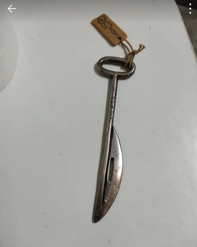 Abrecartas Uno de 50