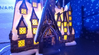 The Three Broomsticks Harry Potter D56
