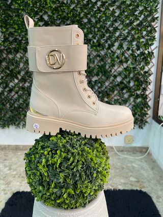 Botines beige. 37,39,40,41