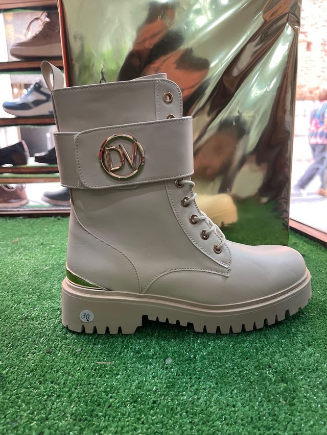 Botines beige. 37,39,40,41