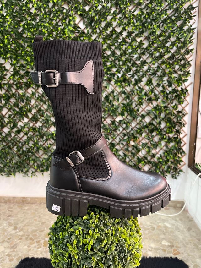 Bota negras  36  4041