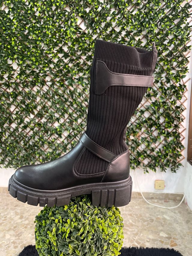 Bota negras  36  4041
