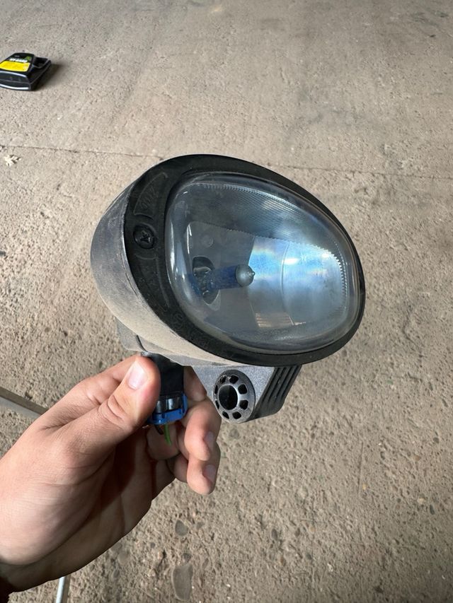 Focos alojenos john deere