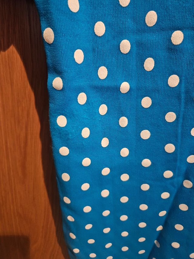 Vestido asimetrico azul con lunares Zara