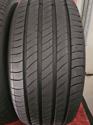 225 50 19 100V