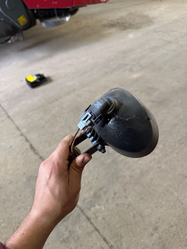 Focos alojenos john deere