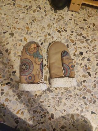 Manoplas invierno mujer. Desigual