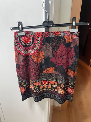 Mini falda estampada