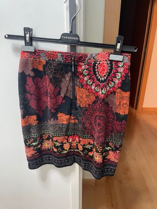 Mini falda estampada