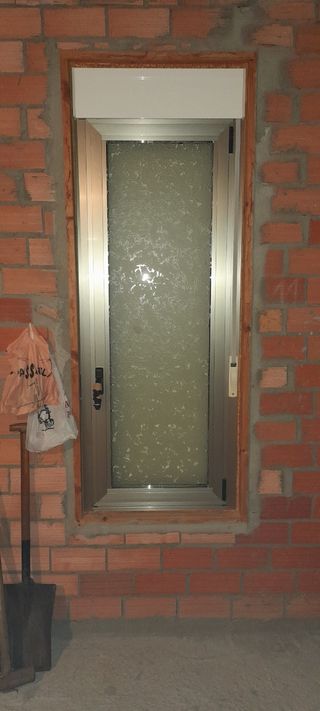 Ventana aluminio anodizado