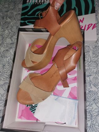 URGE !!SANDALIAS TACON CUERO BEIGE /COÑAC 39