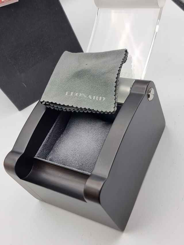 Caja de reloj Leonard