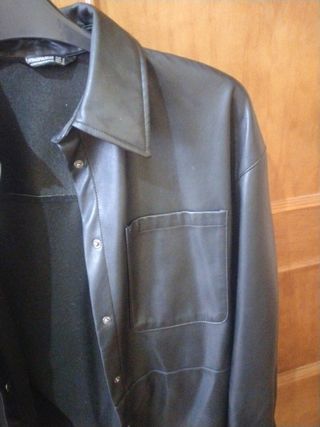 Sobrecamisa cuero/piel 
