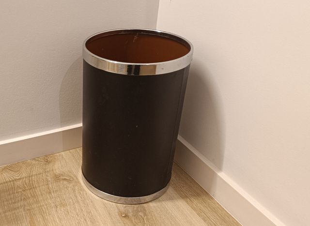 Vintage. Papelera / Paraguero