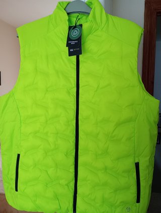 Chaquetón XL sin manga NUEVO verde C&A