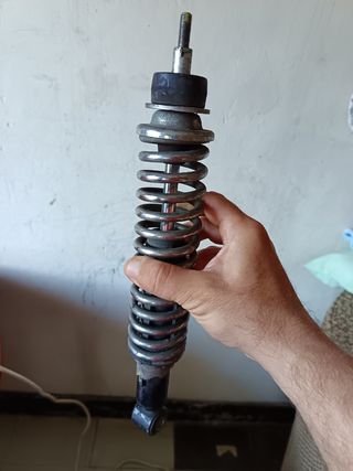 Suspensión trasera scooter 