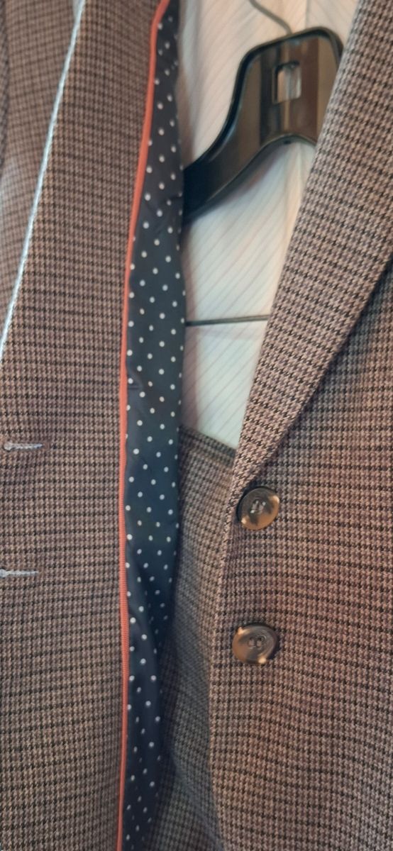 Traje chaqueta de falda