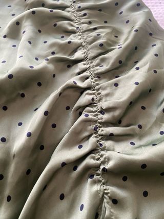 Falda midi lunares