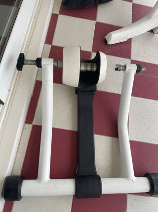 Rodillo Bkool + Rueda