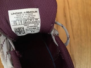 Bambas under  armour