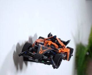 Supporto da parete LEGO MclAren Neom Formula E