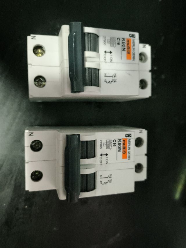 Automático Merlín gerin multi9 k60n