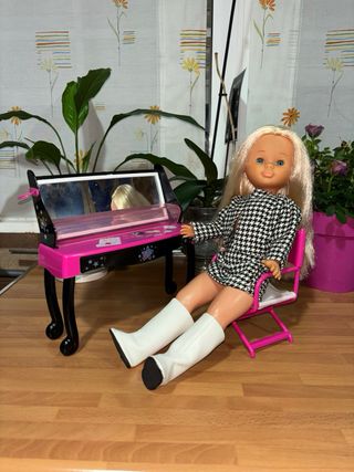 Tocador y silla original Nancy New Star