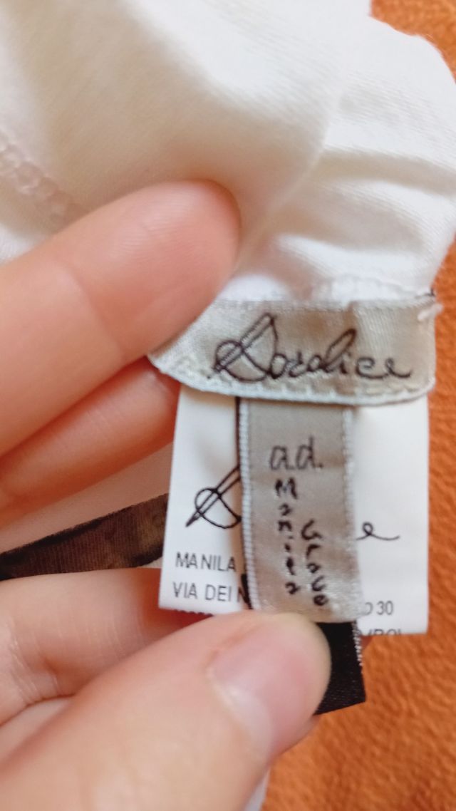 Graphic t-shirt maniche lunghe bianca con stampa