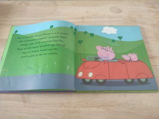 2 libros , cuentos de Peppa pig 