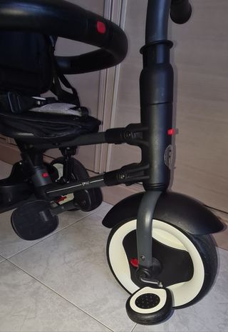 Triciclo evolutivo Qplay Rito Evo gris.