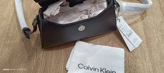 Bolso pequeño Calvin Klein Nuevo 
