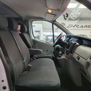 Renault Trafic 2.5Dci.Con libro de mantenimiento.