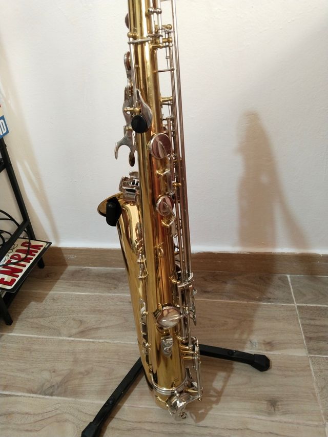 Saxofón Tenor