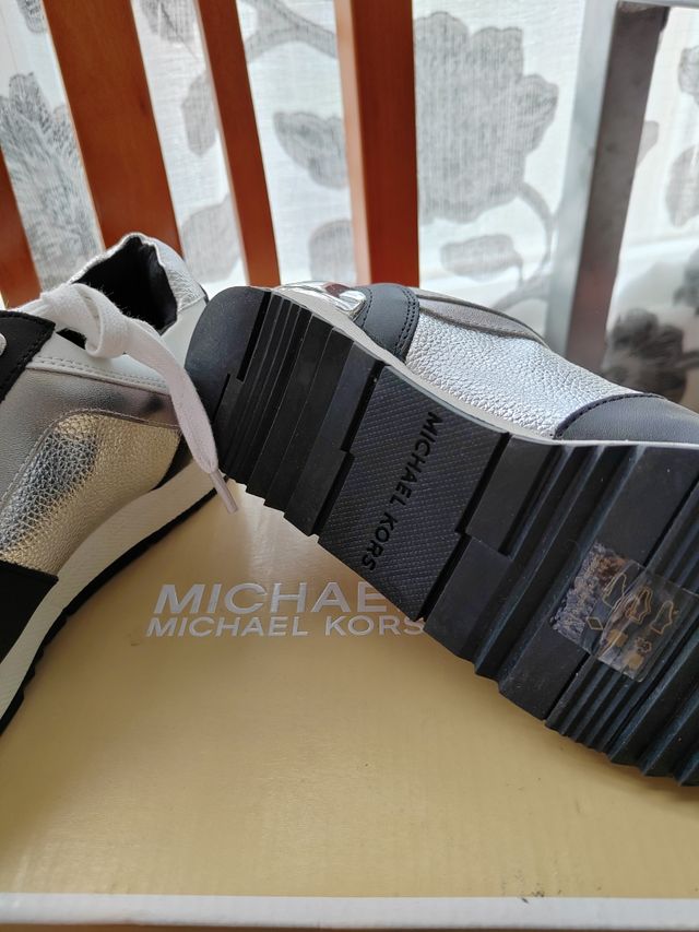 Deportivas de niña Michael kors