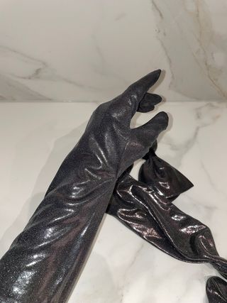 Guantes largos de fiesta ideal para Halloween 